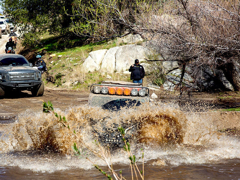 100k Can-Am X3 x RS crossing a creek